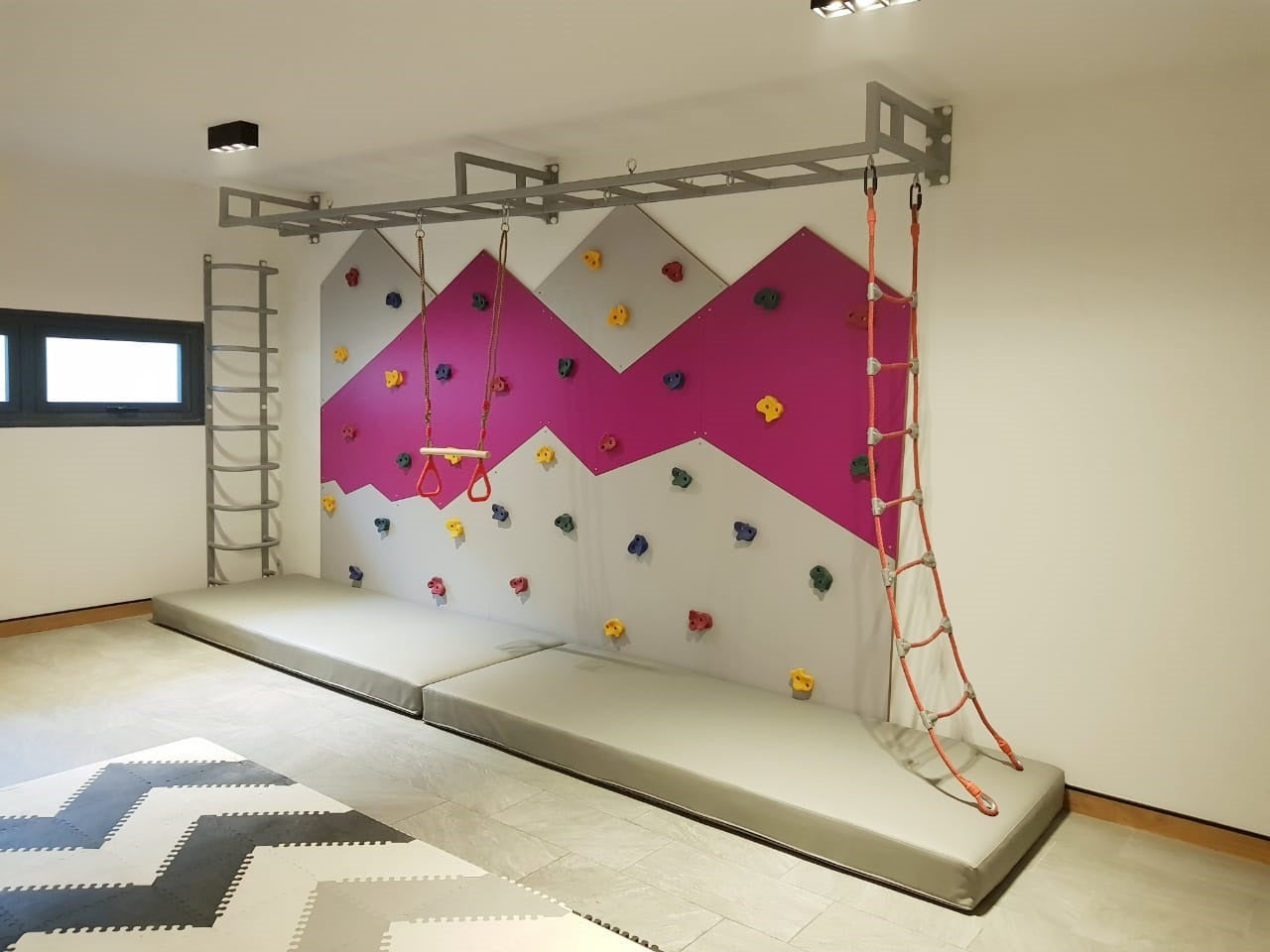 CLI5 - Mountain Climbing Wall With Monkey Bars, Climbing Ladder & Rope Ladder - Extra Large