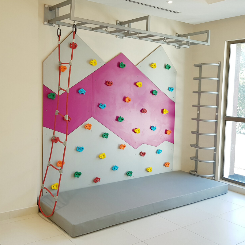 CLI6 - Climbing Wall with Monkey Bars, Climbing Ladder & Rope Ladder - Medium (4)
