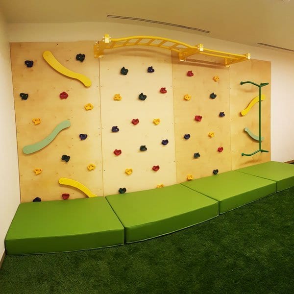 moon-kids-custom-made-climbing-wall-set